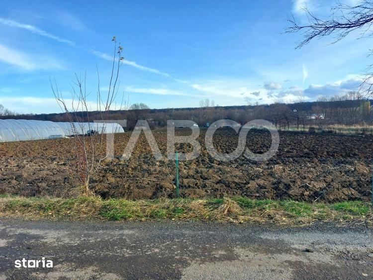 Teren de 1687 mp, în Central