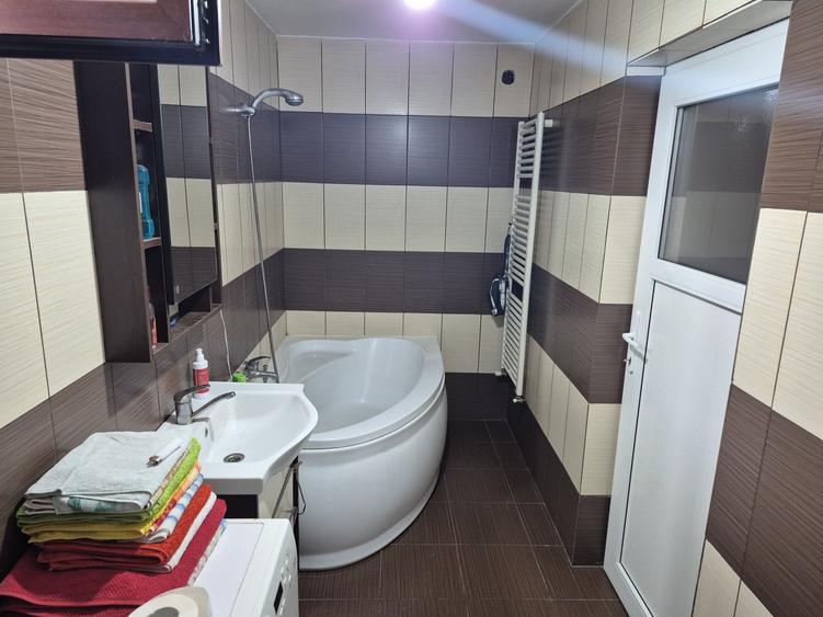 Casă cu 3 camere cu Teren 514 Mp în Central