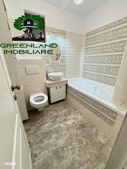 Apartament cu 4 camere decomandat în Bucium