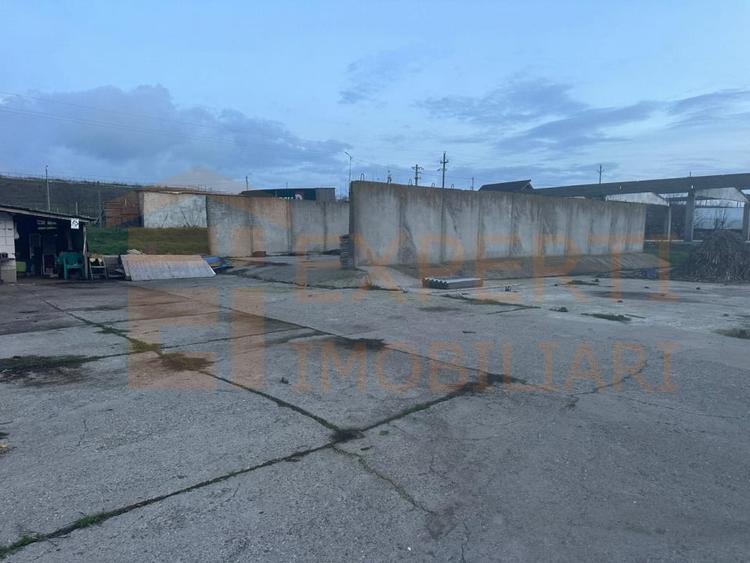 Teren Construcții intravilan de 2697 mp, în Valu lui Traian