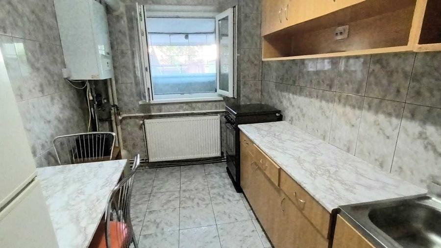 Apartament cu 2 camere decomandat în Turda