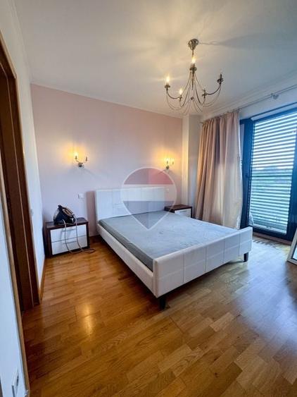 Apartament cu 3 camere decomandat în Kiseleff