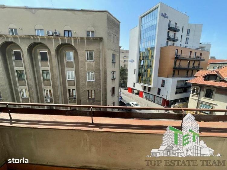 Apartament cu 3 camere, mobilat în Magheru