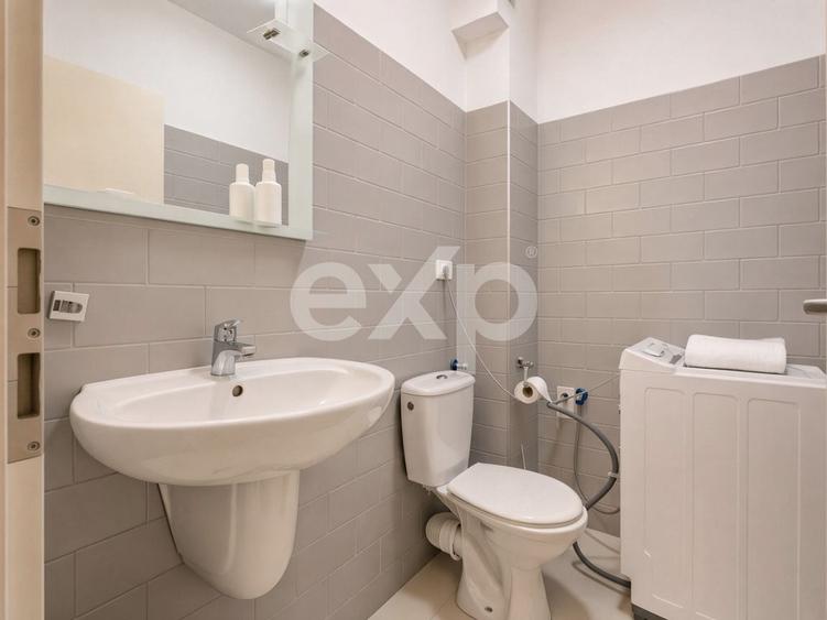 Apartament cu 3 camere în Aradului
