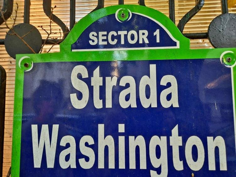 Apartament cu 2 camere nedecomandat în Dorobanți
