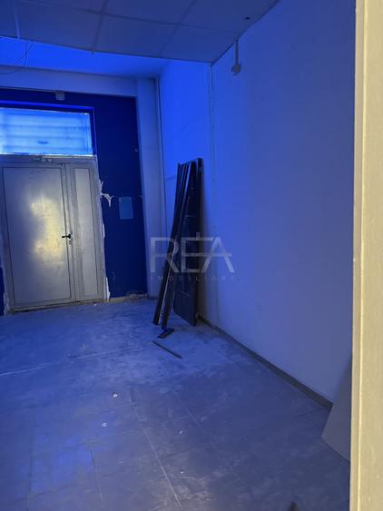 Spațiu comercial, de 86.319999694824 mp, în Rahova