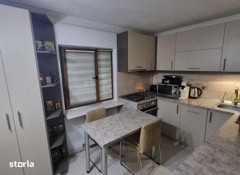 Apartament cu 4 camere în Nicolina