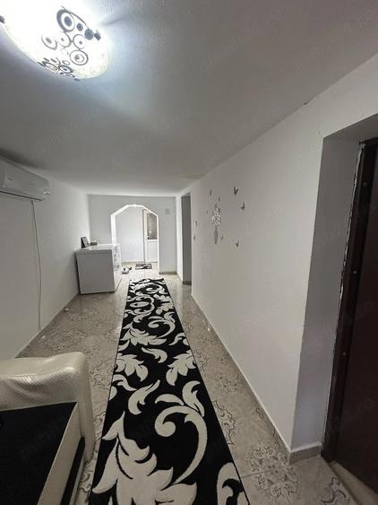 Casă cu Teren 1000 Mp în Grecii de Jos