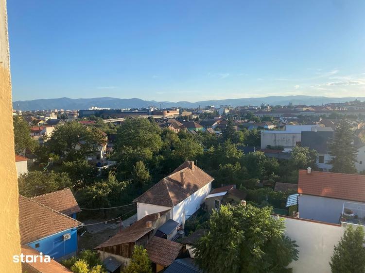 Apartament la mansarda zona centrala - 15