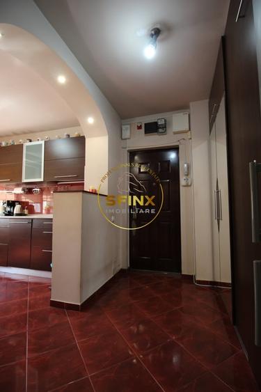 Apartament cu 3 camere semidecomandat, mobilat în Baba Novac