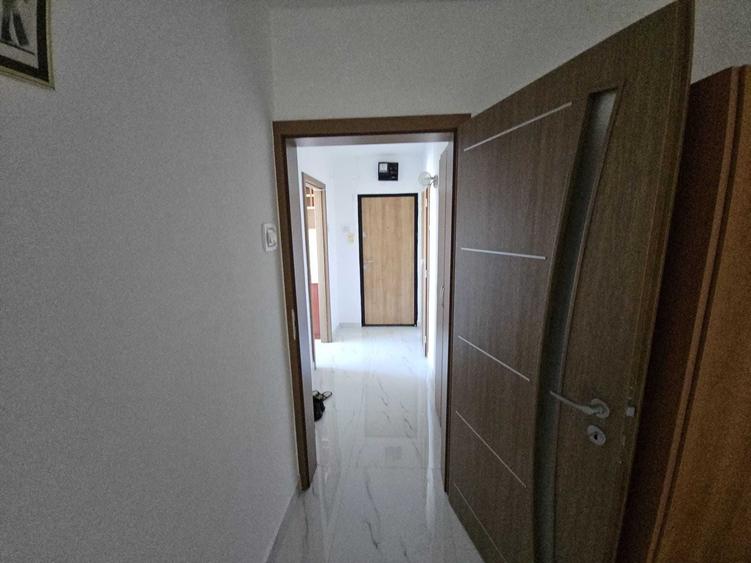 Apartament de inchiriat 3 cam D Tatarasi - 2