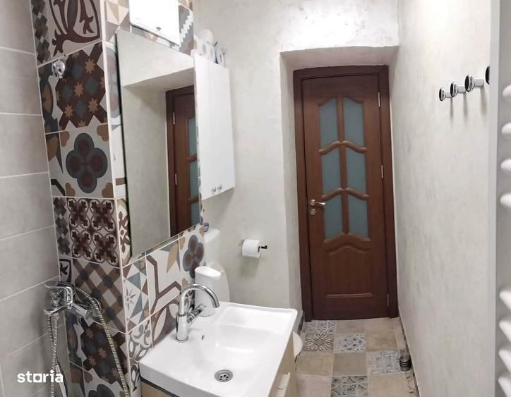 Apartament 3 camere,Craiovita Noua,centrala proprie,renovat,mobilat - 3