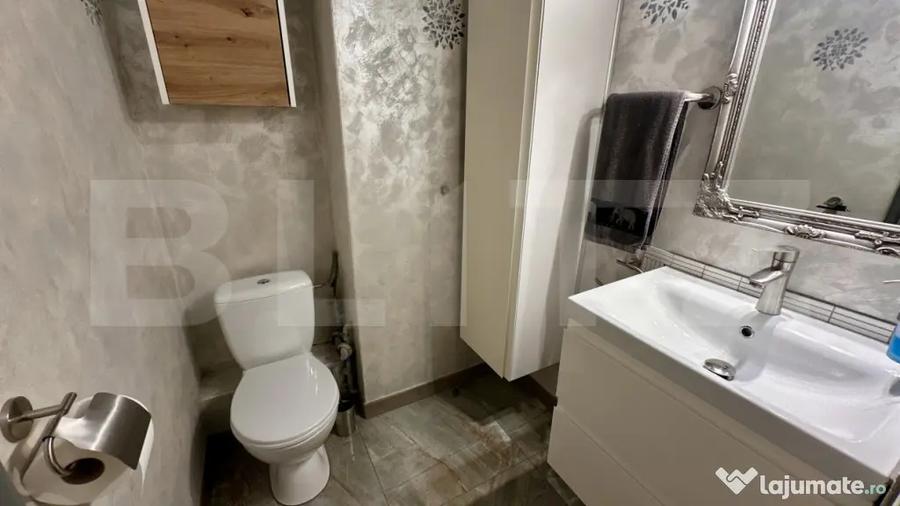 Apartament cu 4 camere decomandat în Dacia