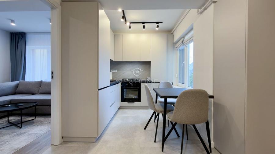 Apartament cu 2 camere decomandat, mobilat în Mărăști