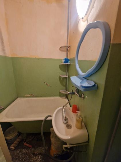 Apartament cu 2 camere nedecomandat în Central