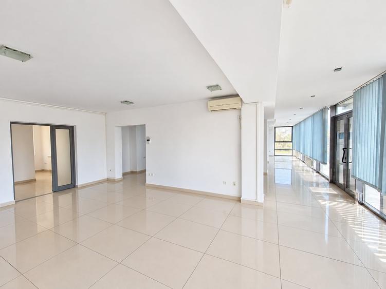 Spațiu comercial, de 203 mp, în Țiglina 1