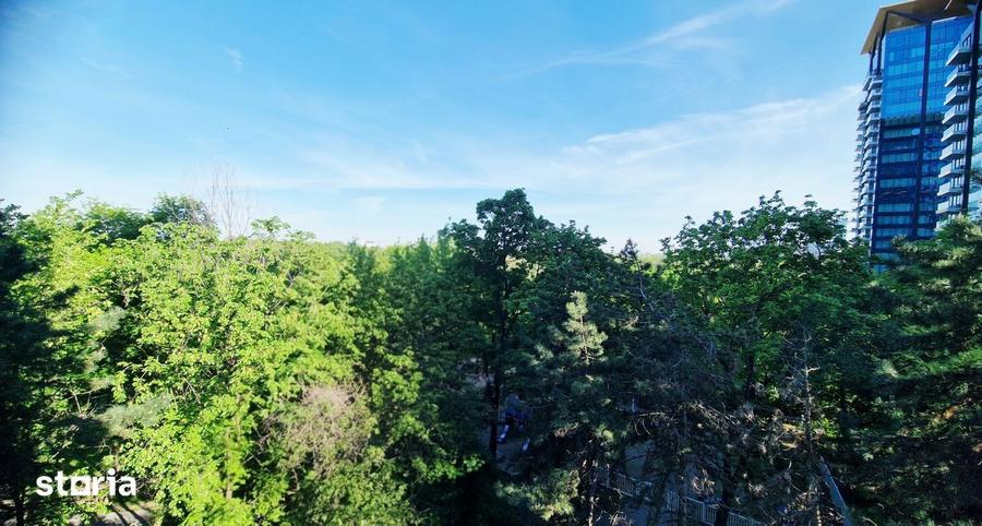 Apartament cu 3 camere decomandat în Floreasca