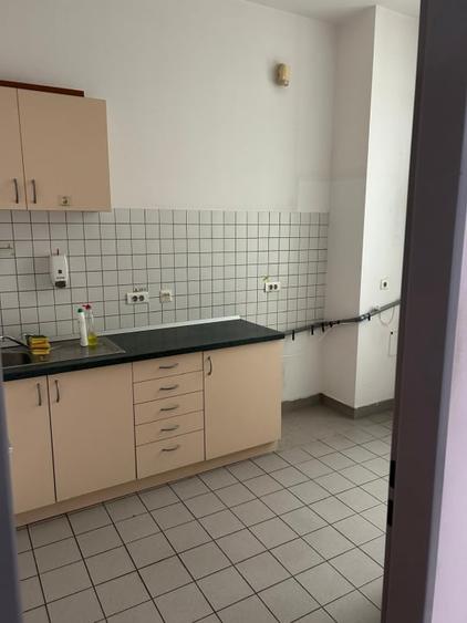 Spațiu comercial, de 250 mp, în Centrul Istoric