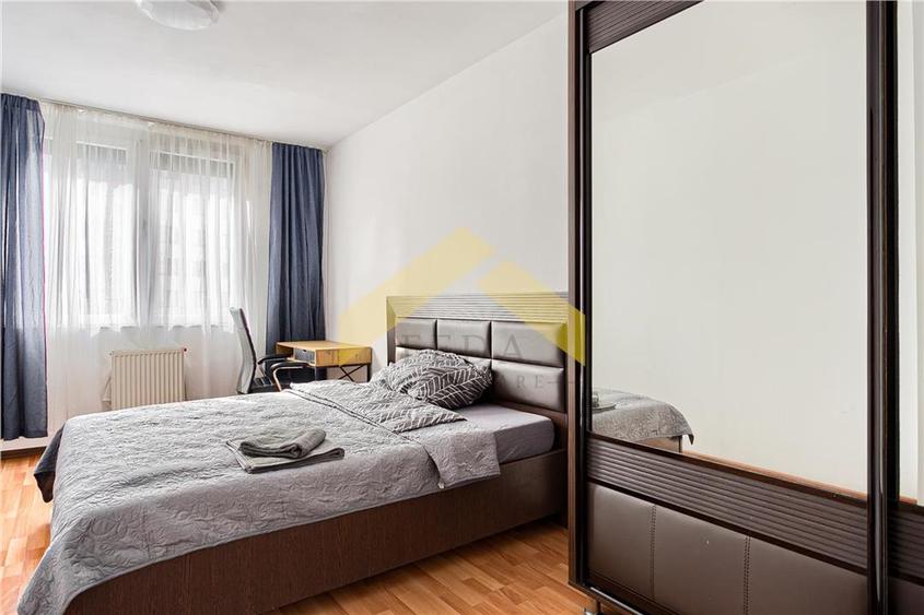 Apartament cu 3 camere decomandat în Banu Mărăcine