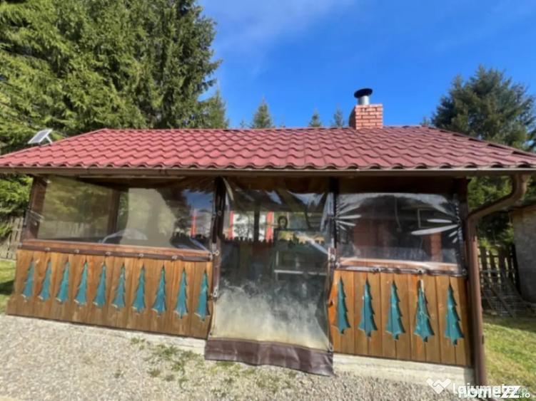 Casă cu 4 camere cu Teren 900 Mp în Comandău