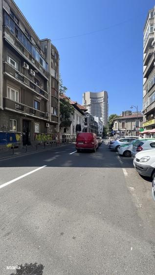 Casă cu 4 camere în Batistei