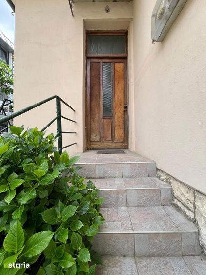 Casă cu 3 camere cu Canalizare în Gruia