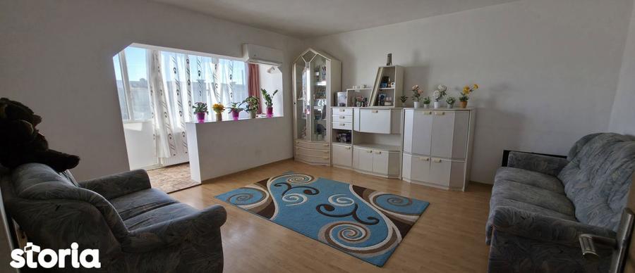 Apartament cu 2 camere decomandat, mobilat în Steaua
