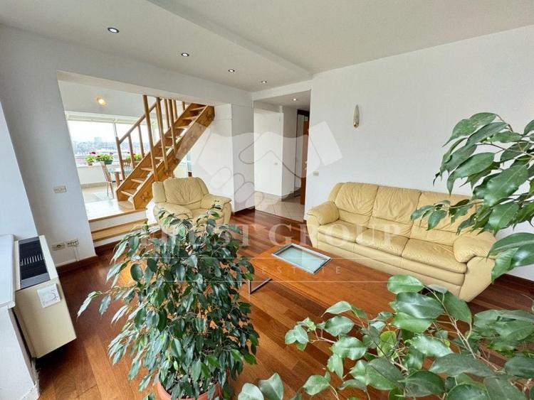 Penthouse cu 3 camere, mobilat în Clucerului