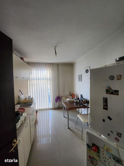 Apartament cu 4 camere în Central