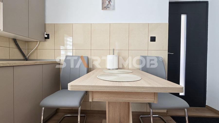 Apartament cu 2 camere semidecomandat în Centrul Istoric