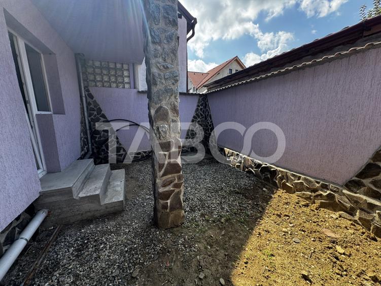 Duplex cu 6 camere cu Canalizare în Șelimbăr