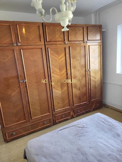Apartament cu 2 camere decomandat, mobilat în Rahova