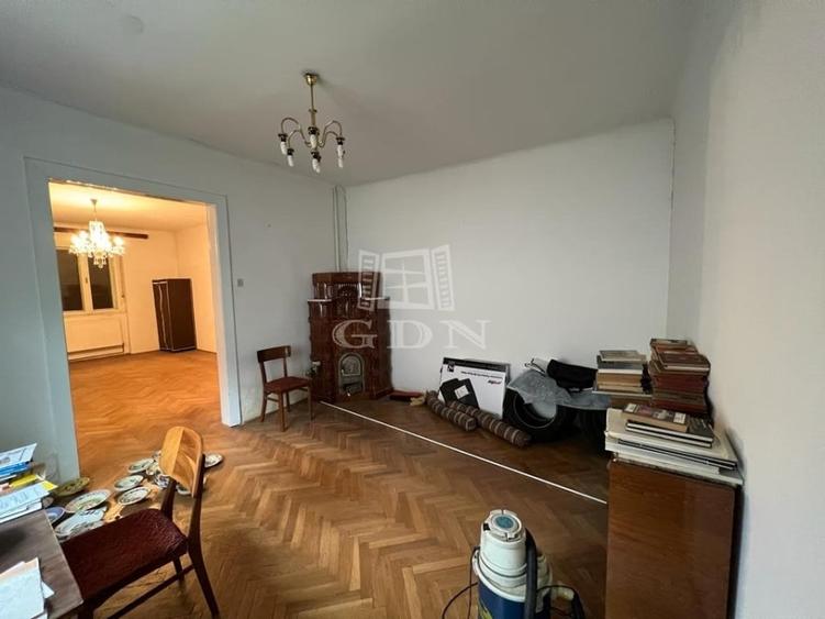 Casă individuală cu 4 camere cu Canalizare în Semicentral