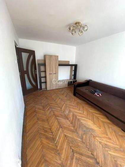 Vand garsoniera/centru/Str C Mille/Et 3