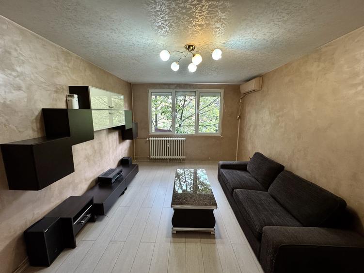Apartament cu 2 camere decomandat, mobilat în Drumul Taberei
