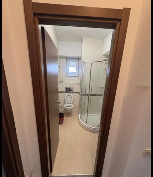 Apartament cu 3 camere decomandat în Grozăvești