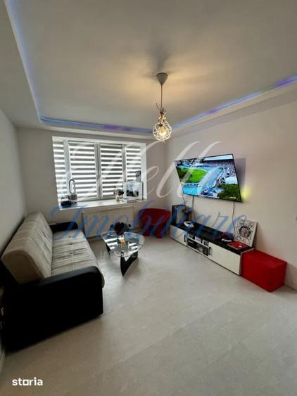 Apartament cu 2 camere decomandat în Gruia