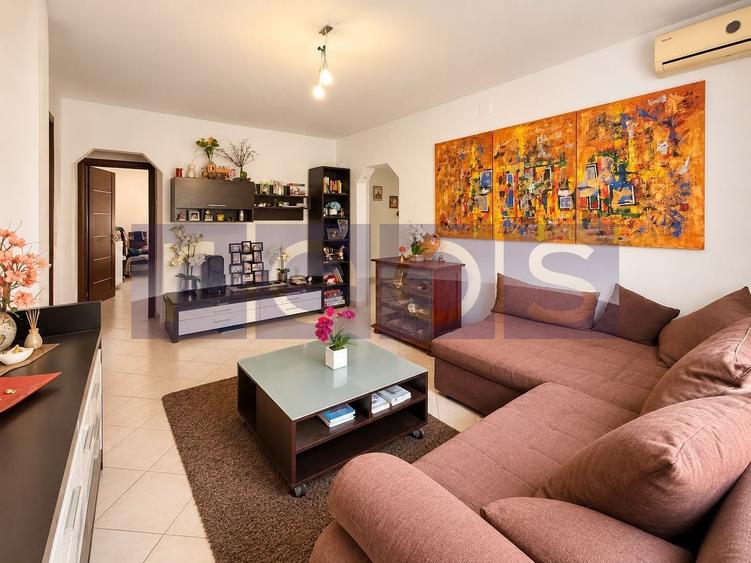 Apartament cu 4 camere, mobilat în Vitan Mall