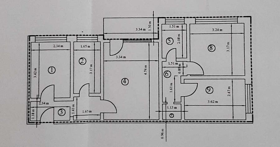 Apartament cu 4 camere semidecomandat în Dărmănești