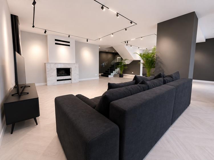 Duplex cu 7 camere cu Canalizare în Nord