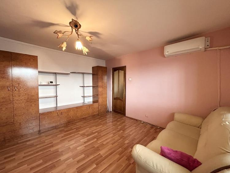 Apartament cu 2 camere semidecomandat, mobilat în Freidorf