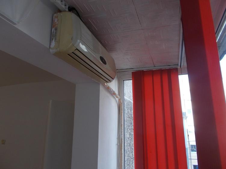 Apartament cu 3 camere semidecomandat în Șagului
