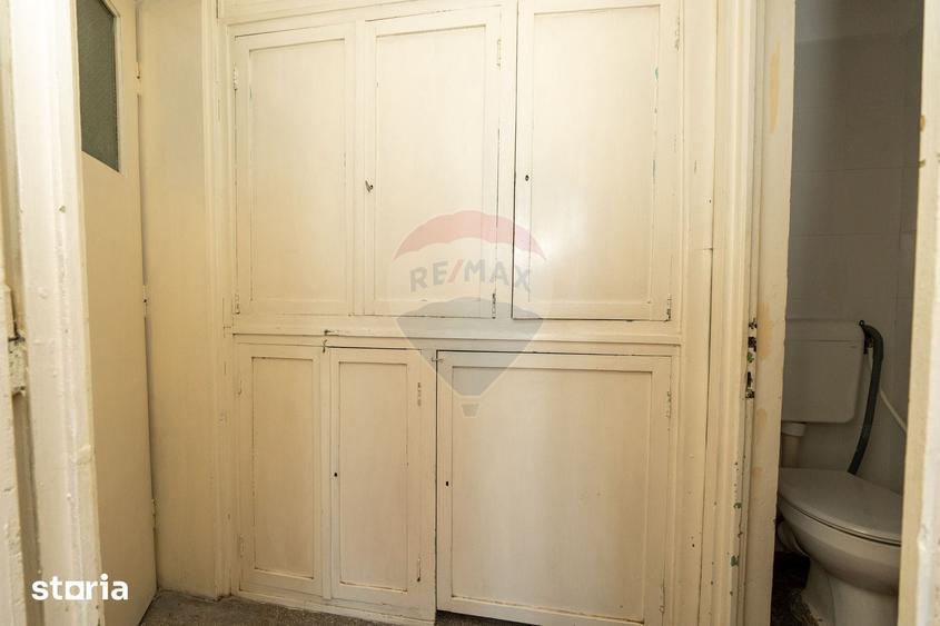 Apartament cu 2 camere semidecomandat, mobilat în Calea București