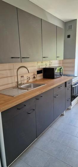 Apartament cu 3 camere decomandat în Iancului