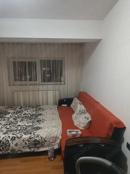 Apartament cu 2 camere decomandat în Micro 21