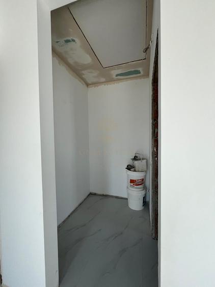 Casă individuală cu 4 camere cu Canalizare în Berceni