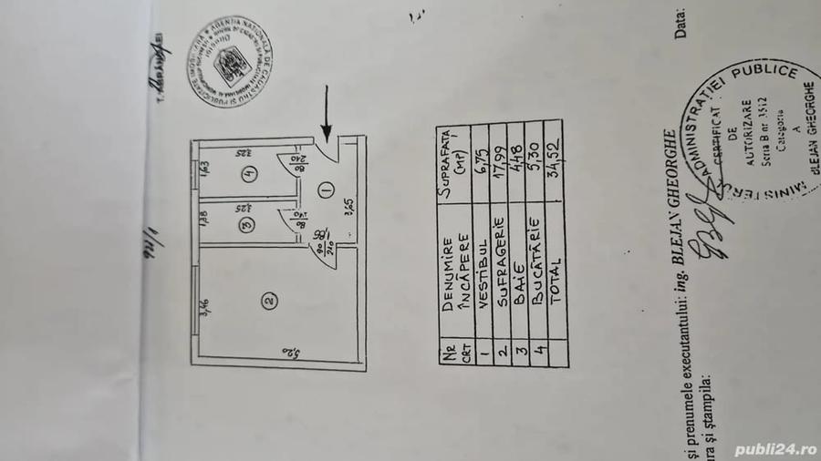 Garsonieră decomandată în Titan
