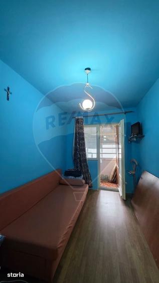 Apartament cu 3 camere de vanzare, str Tineretului - 6