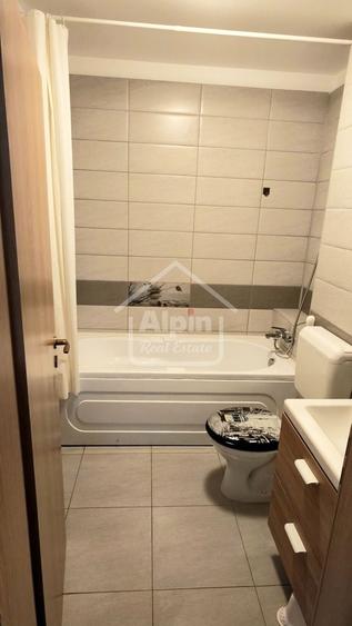 Apartament cu 2 camere decomandat, mobilat în Tractorul