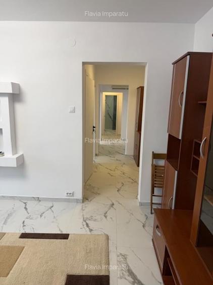 Apartament cu 3 camere decomandat, mobilat în Banu Manta